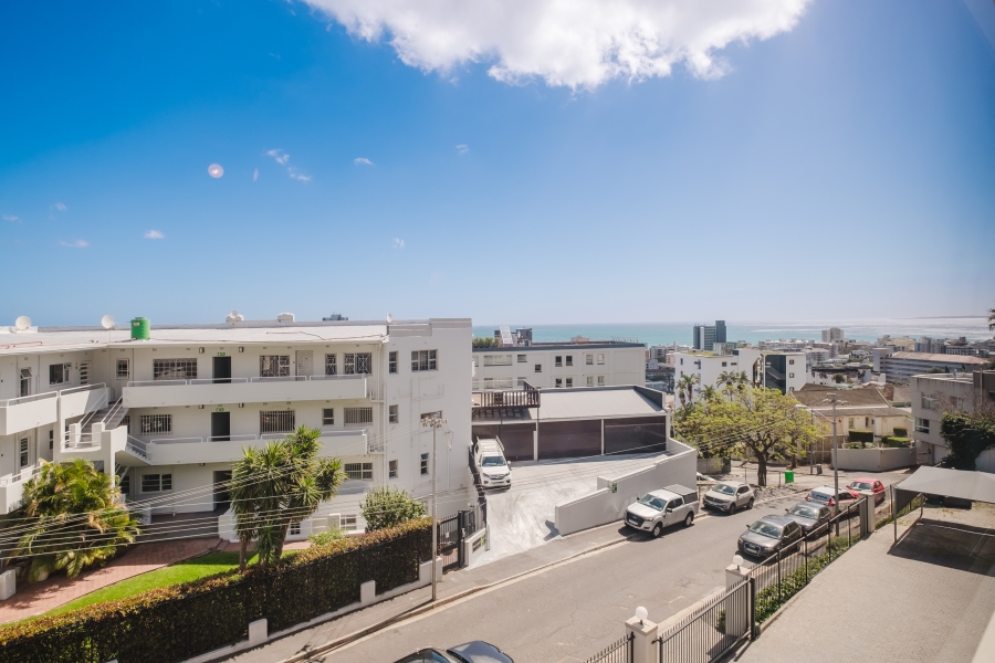 2 Bedroom Property for Sale in Fresnaye Western Cape